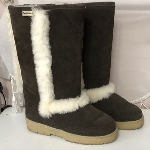BearPaw Brown Fur-Lined Winter Boots Women’s US 6
